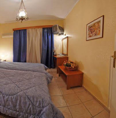 Hotel Marily Pírgos Extérieur photo